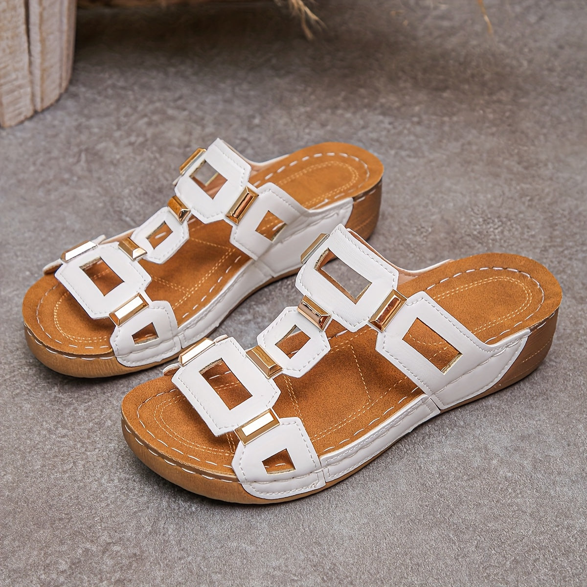 Sandália Plataforma Nude Confortável e Elegante - Amara Solé, Slip-On