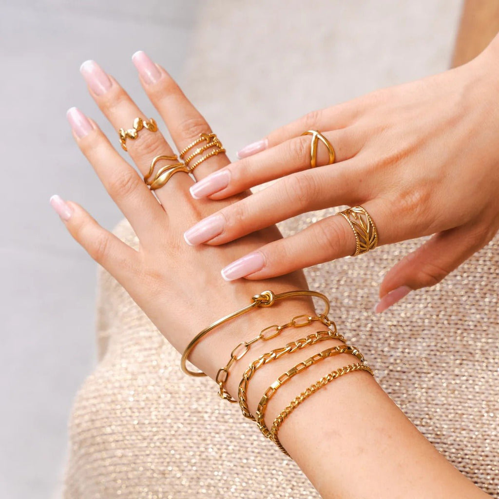 Kit Riviera Pulseiras Elegance & Bracelete Nó Banhado em Ouro 18K