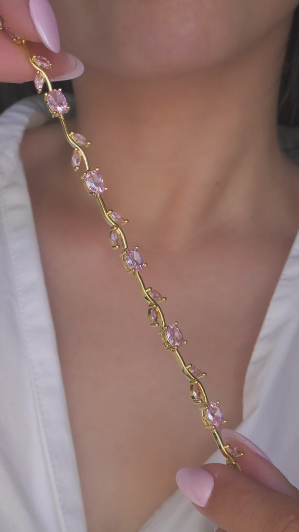 Colar Flora Pink Banhado em Ouro 18K