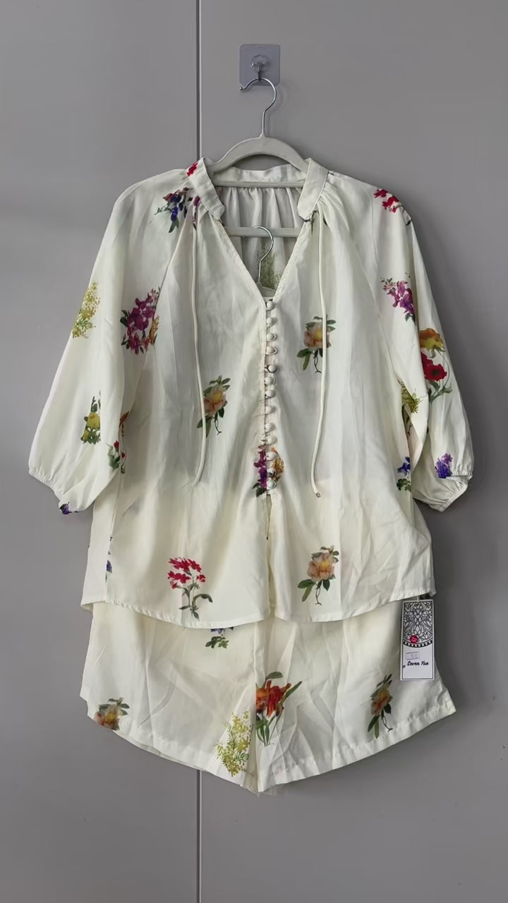 Onnat Glow Conjunto Feminino Estampado | Camisa Lantern V + Shorts Casual