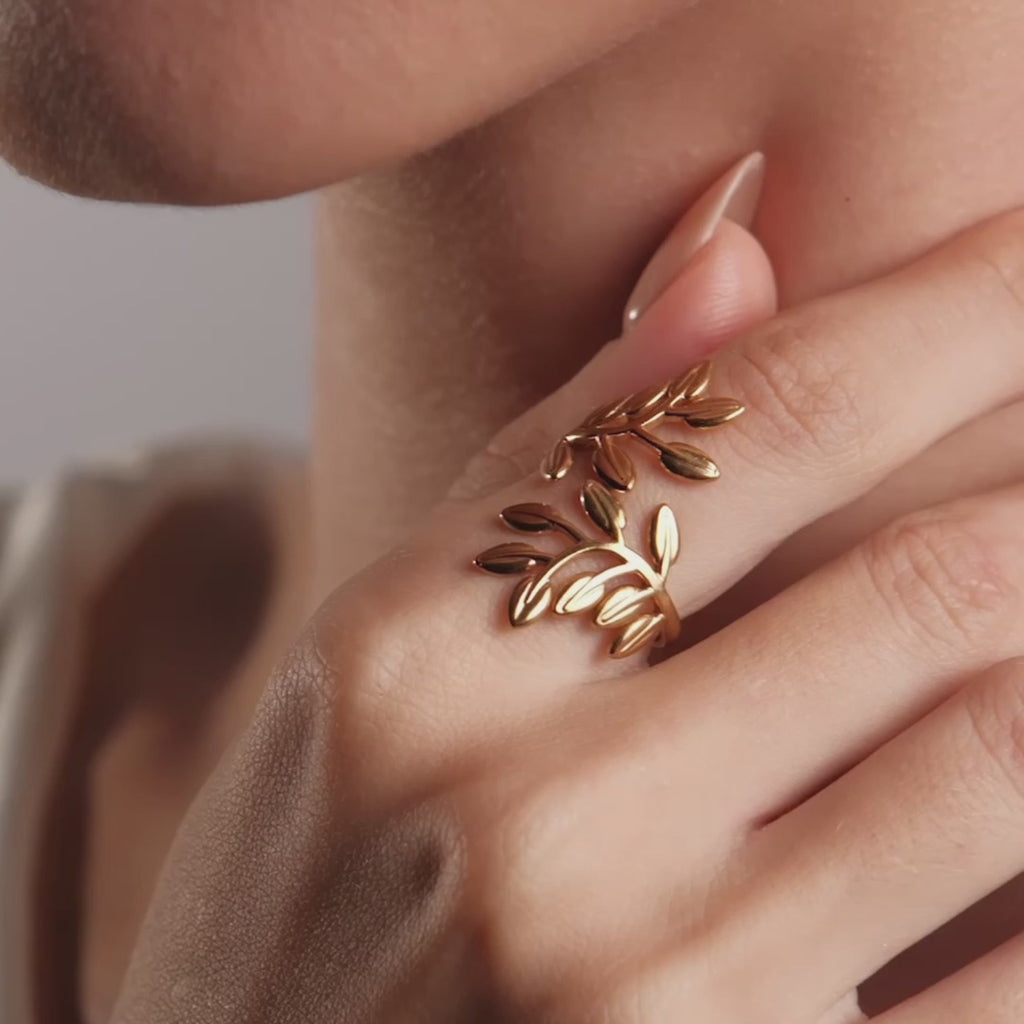 Anel Folhas Ajustável Banhado em Ouro 18K