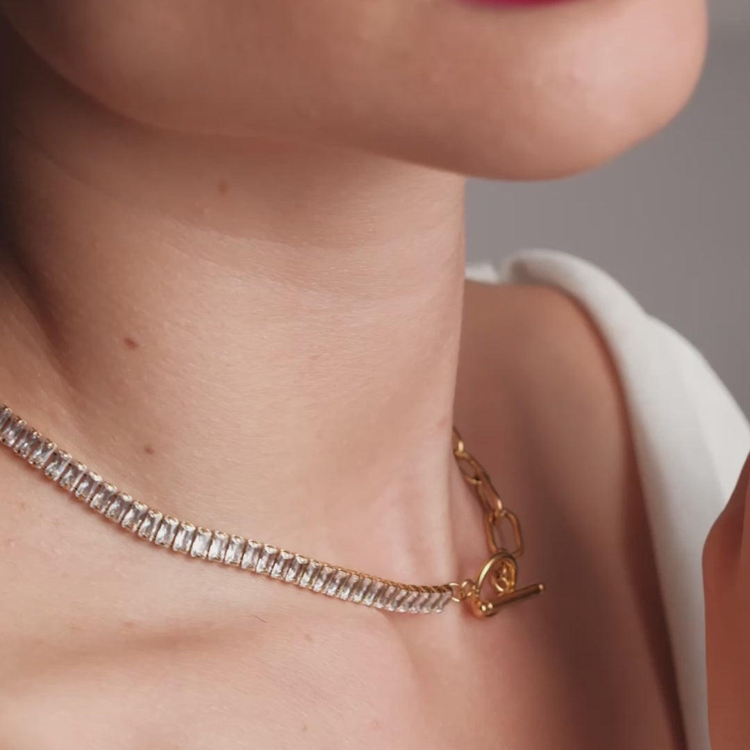Colar Rivoli Gargantilha Baguete Banhado em Ouro 18k