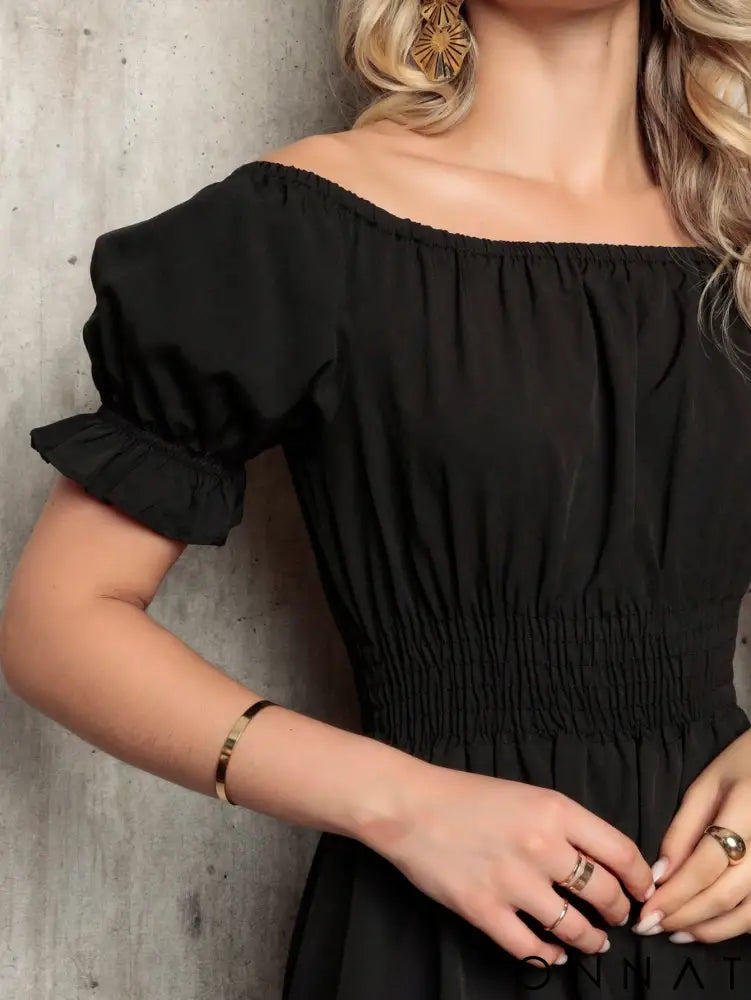 Vestido Midi Curto Larissa