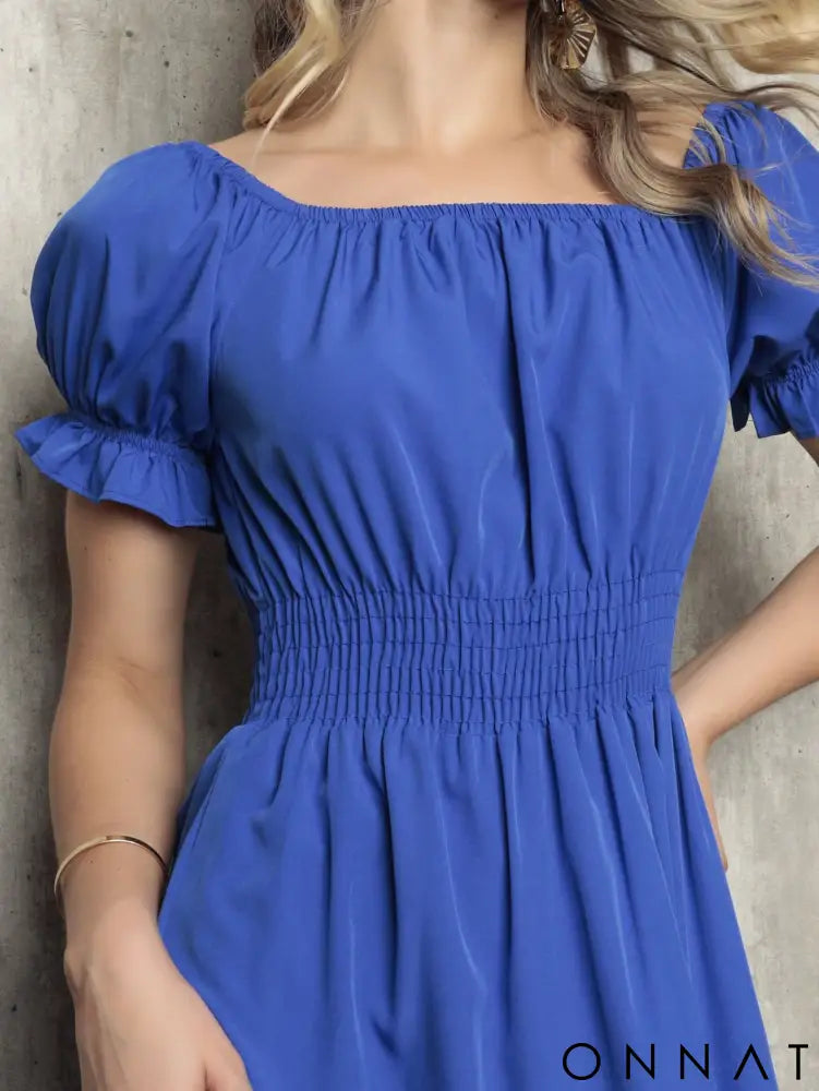 Vestido Midi Curto Larissa